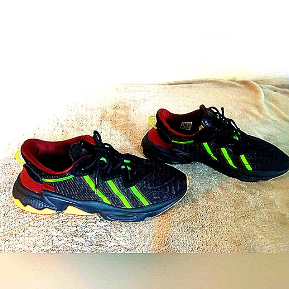 ADIDAS OZWEEGO PUSHA T. SIZE 11. NEW. FV2484